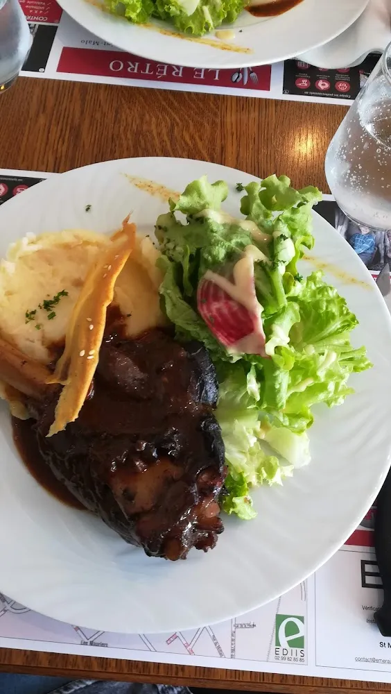 Souris D Agneau Confite Et Sa Purée de Céleri